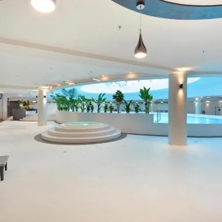 Hanza Tower White 24 Pool & Jacussi Appartement Szczecin